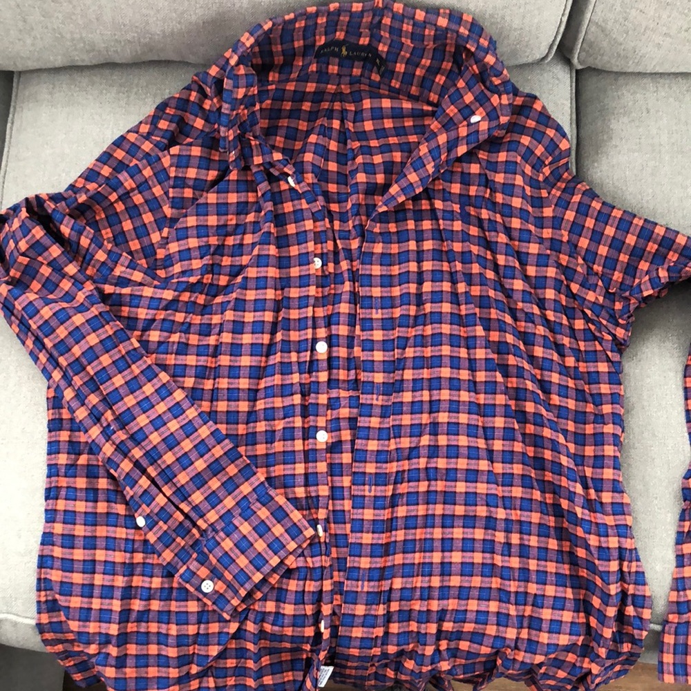 Mens size XL Ralph Lauren button down shirt.